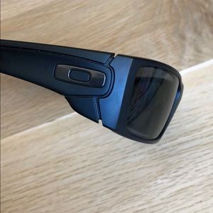 Men’s Oakley Sunglasses